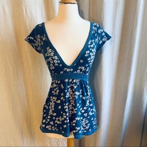 Hollister Blue & White V-Neck top, Size Medium